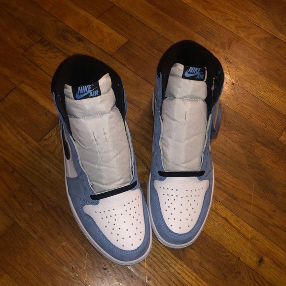 ??JORDAN 1 UNIVERSITY BLUE ?? JORDAN SHOES